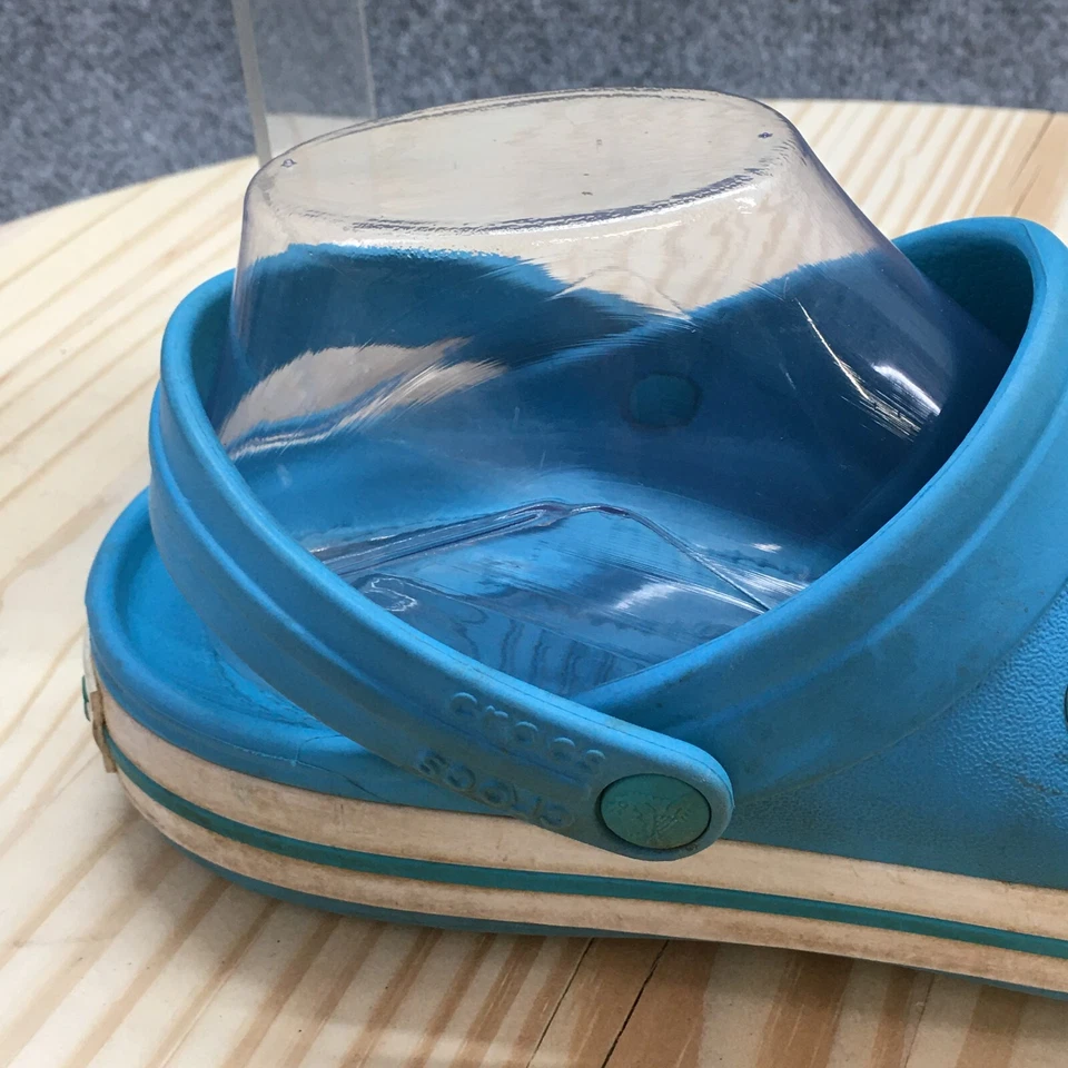 Crocs Clogs Youth 6 Blue Classic Round Toe Slip On Flats Casual Comfort Rubber - Image 3 of 4