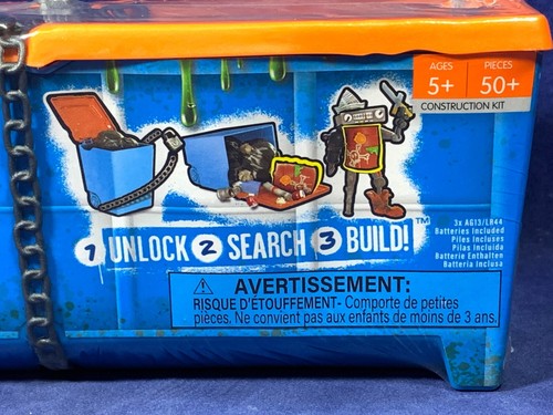 3 HexBug JUNKBOTS INDUSTRIAL DUMPSTER - 12 Figures MYSTERY PACK Over 150 Pieces - Picture 6 of 12