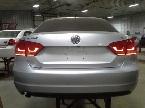 Used Right Door Mirror fits: 2015 Volkswagen Passat Power w/o memory non-heated - Picture 9 of 24