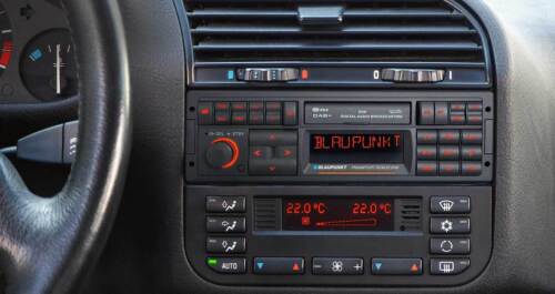 Blaupunkt USB DAB SD MP3 Bluetooth Autoradio für BMW 3er E30 E36 87-00 5er E34 8 - Bild 6 von 9