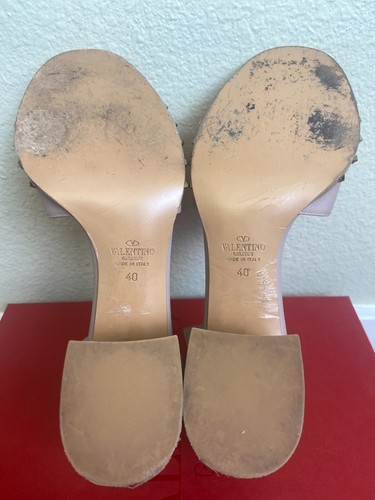 VALENTINO GARAVANI Rockstud Ankle Block Heel Strap Sandals Sz 40 US 9.5 - Picture 15 of 18