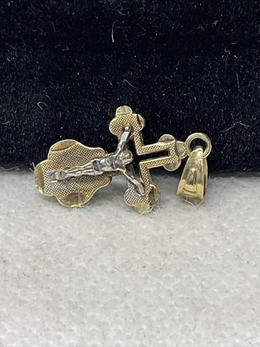 Tiny Solid 10K T/Tone Gold Diamond Cut JESUS CHRIST CRUCIFIX CROSS Charm Pendant - Picture 15 of 16