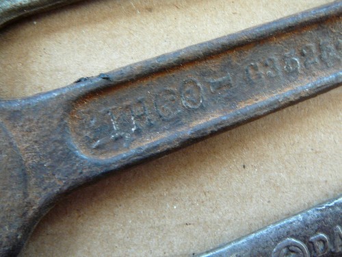 3 ANTIKE Vintage SCHLÜSSEL - HINSDALE - INTERNATIONAL - INDESTRO - GEBRAUCHTE WERKZEUGE - Bild 3 von 5