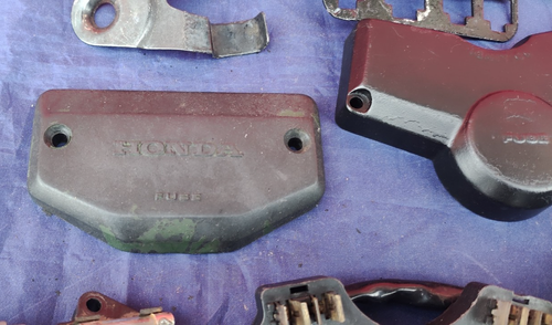 HONDA CB 750 900 F BOL D'OR LOTTO COVER FUSIBILI HANDLEBAR FUSE COVER DASHBOARD - Picture 6 of 22
