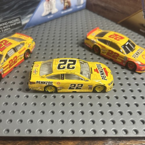 NASCAR Joey Logano #22 Pennzoil Lot Of 3 1:64 Diecasts (2016 And 2018 X2) - Picture 5 of 8