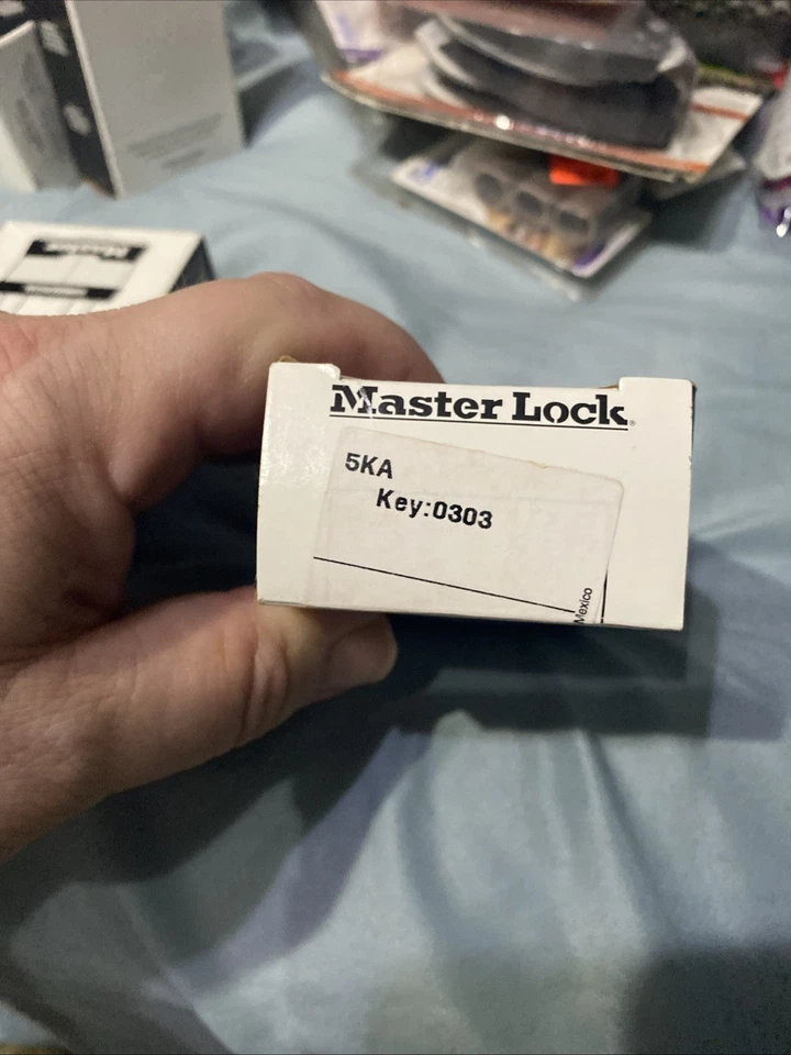 Master Lock 5KA Commercial Grade Laminated Steel Safety Padlock 2 in. - Image 2 of 3