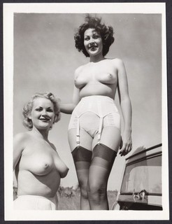 Vintage 1950's Girlie PINUP Photo Dynamic Duo Risque B&W Original Nude #10