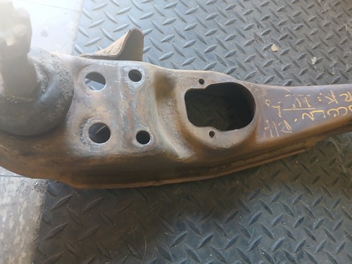 Passenger Right Lower Control Arm Front Fits 80-83 Town Car Mark V1 - Picture 4 of 11