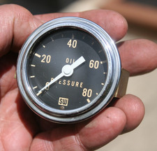Stewart Warner Vintage Mechanical Center Pivot 80 Lbs Oil Pressure Gauge 012918