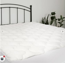 eLuxury Quilted Mattress Pad with Elastic Ski...