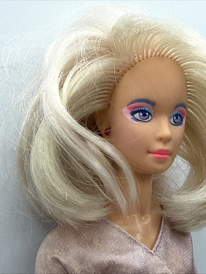 Muñeca Jerrica Jem & the Holograms 1985 de colección en conjunto original - Pendientes funcionan Foto 4 de 4