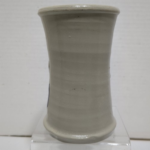 Williamsburg Pottery Salt Glazed Blue Vase Botanical Details 5 Tall Signed Vtg - Picture 3 of 9