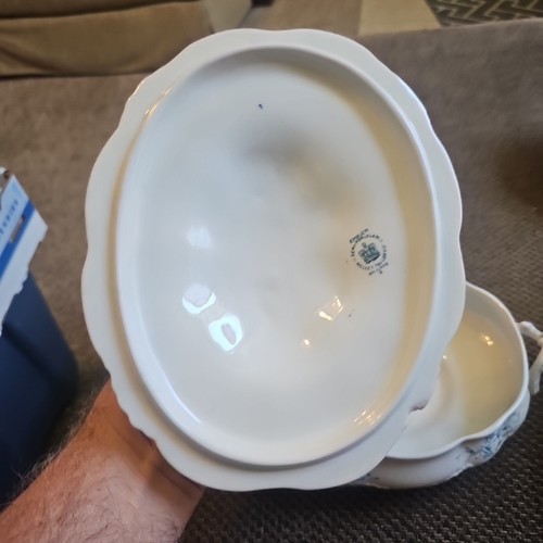 VTG Mellor Taylor & Co England Covered Casserole/Vegetable Dish Semi Porcelain - Picture 4 of 14