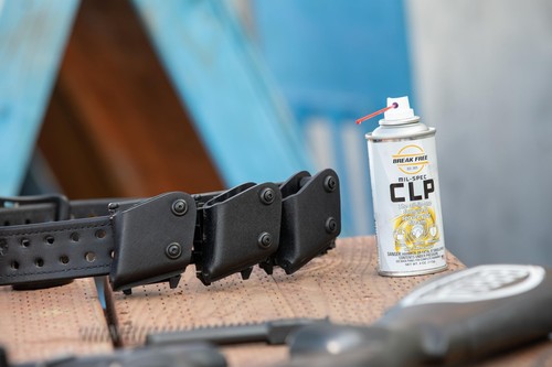 Break Free CLP Cleaner Lubricant and Preservative Gun Cleaner, CLP-2, Aerosol... - Bild 5 von 7