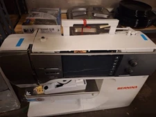 Bernina B770QE Sewing Machine