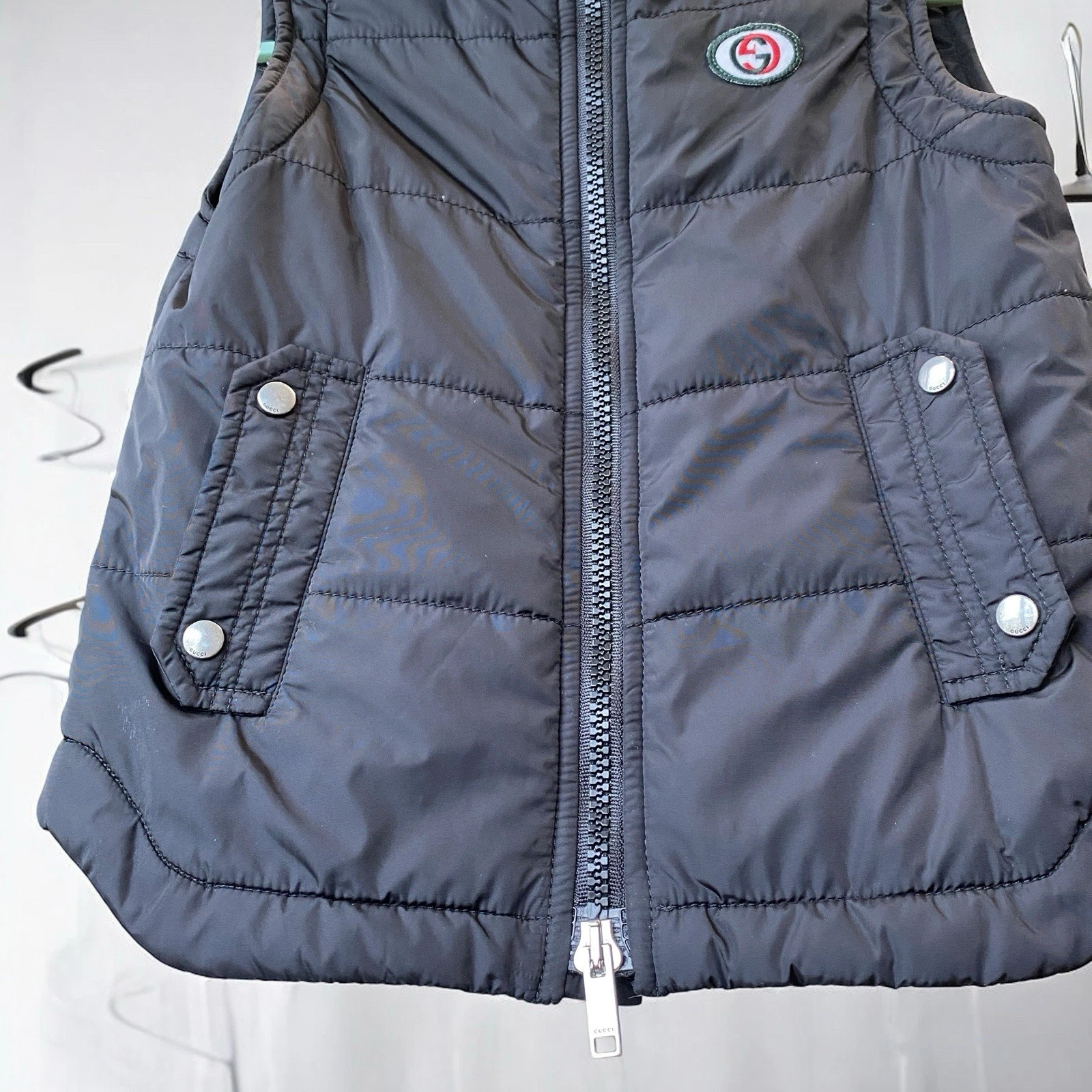Gilet piumino leggero nero Gucci per bambini taglia 4