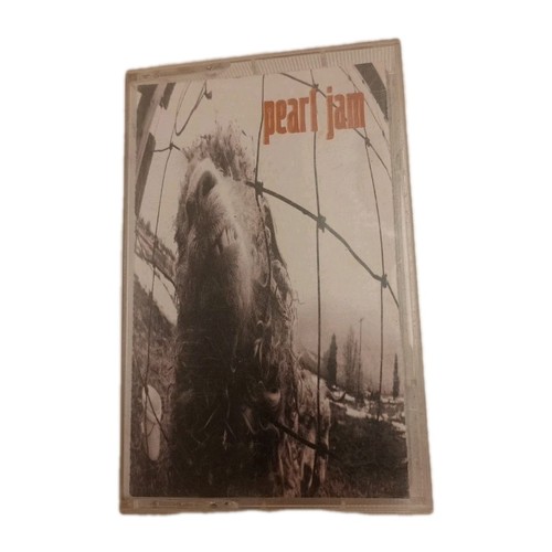 Pearl Jam Vs cassette tape 1993 Epic Records ZT53136 - Picture 1 of 5