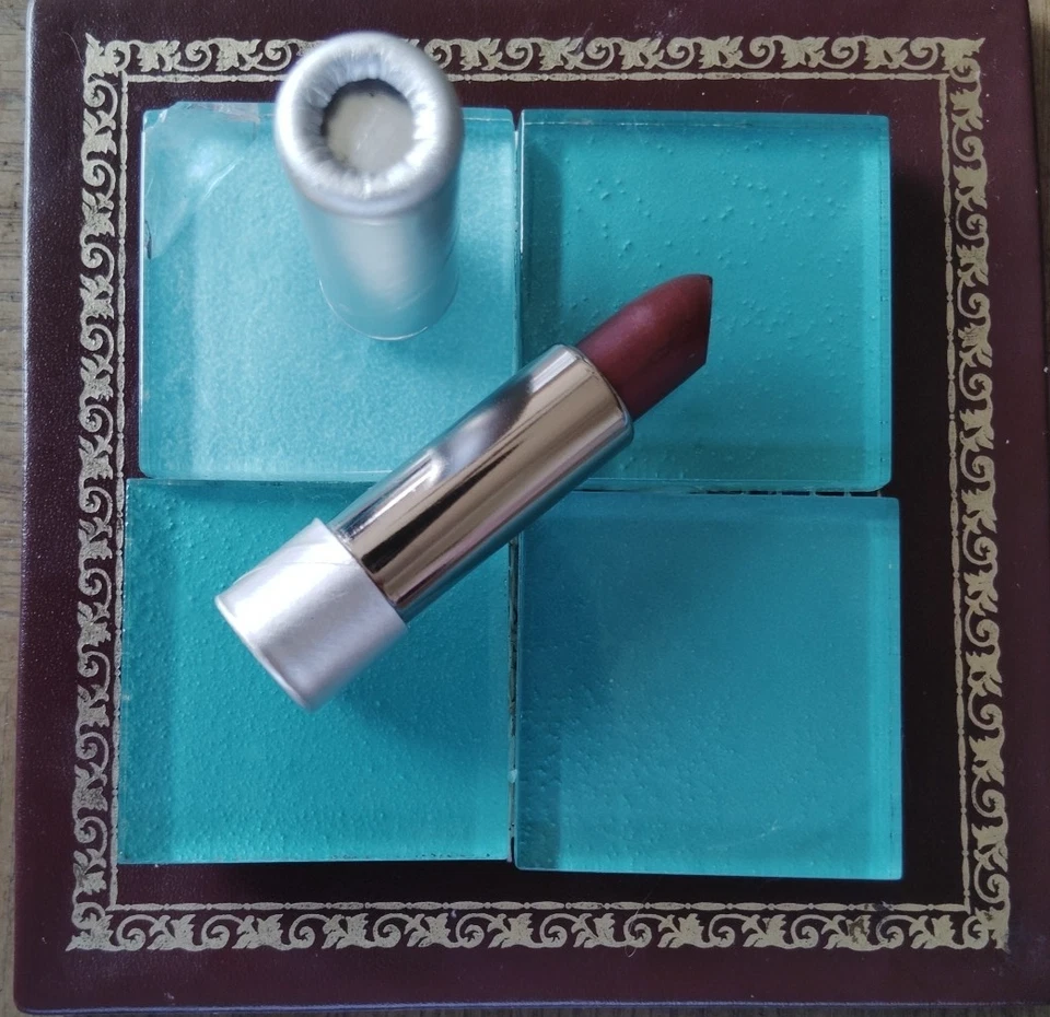 Conjunto de 6 peças de maquiagem Neiman Marcus PLUS batom Stila. Sombra 4 Blush 12 nova sem etiquetas - Imagem 4 de 4