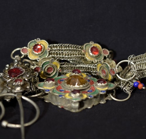 Old Pair Berber Fibulae – TIZERZAI – Souss Region, Morocco - Picture 7 of 9