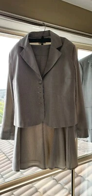 ladies suits size 16