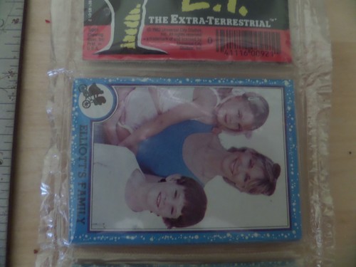 Topps E.T. 1982 Paquete de 42 tarjetas Drew Barrymore Extra Terrestre sellado - Imagen 4 de 11