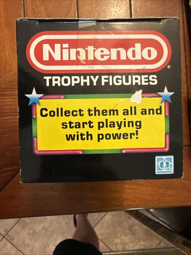 Legend Of Zelda Nintendo A Trap Attacks Link Trophy Figur Neu - Bild 2 von 6