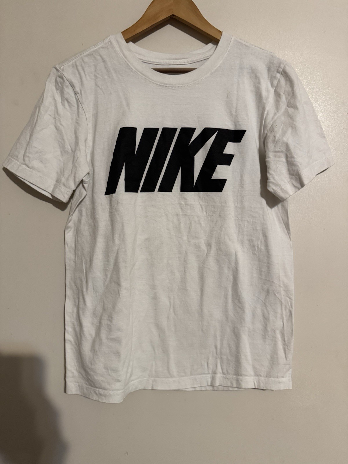 Nike Basic Tshirt Unisex White Size Small - image 1