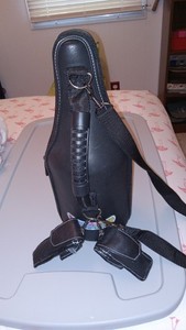 Caddy O Genuine Leather Wine Carrying Tote Set Chiller Zip Black Leather. New 
