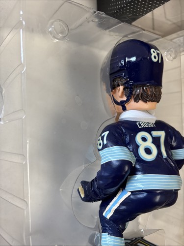 SYDNEY CROSBY Ltd Ed #657/2010 2011 Winter Classic Pgh Penguins Bobble W/ BOX - Picture 10 of 18