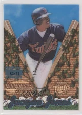 2000 Pacific Invincible Platinum Blue 52/67 Jacque Jones #82 0b5