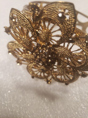 Vintage Cuff Bracelet Red Stones Flower Orange Teardrop Stones Sides Preowned - Picture 6 of 6