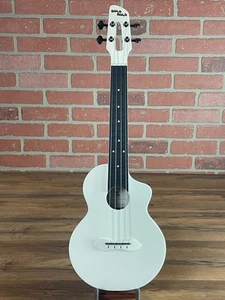 Holo Holo par Kanile'a ABS Concert de voyage moulé Ukulele - blanc
