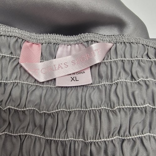 Victoria's Secret Ausgehen-Top Neckholder silber Pailletten schimmernd seidig Gr. XL Y2K  - Bild 7 von 9