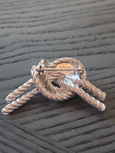 Vtg JOAN RIVERS Signed Knot Rope Brooch Pin Silver Tone 1.75" Nautical Classic - Picture 2 of 3