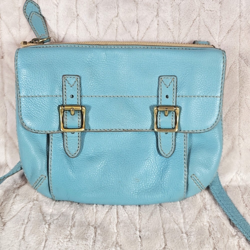 Fossil Leather Crossbody Purse Turquoise Western Buckle Pockets Adjustable Bag