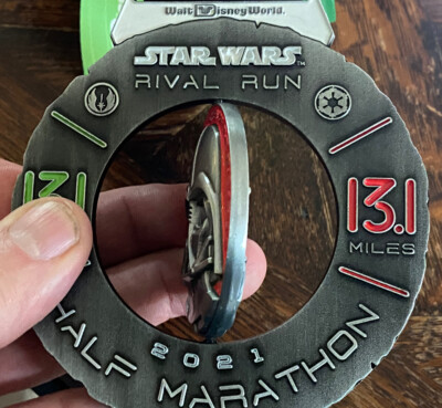 2021 Walt Disney Star Wars “Rival Run” Darth Vader Yoda “Flip
