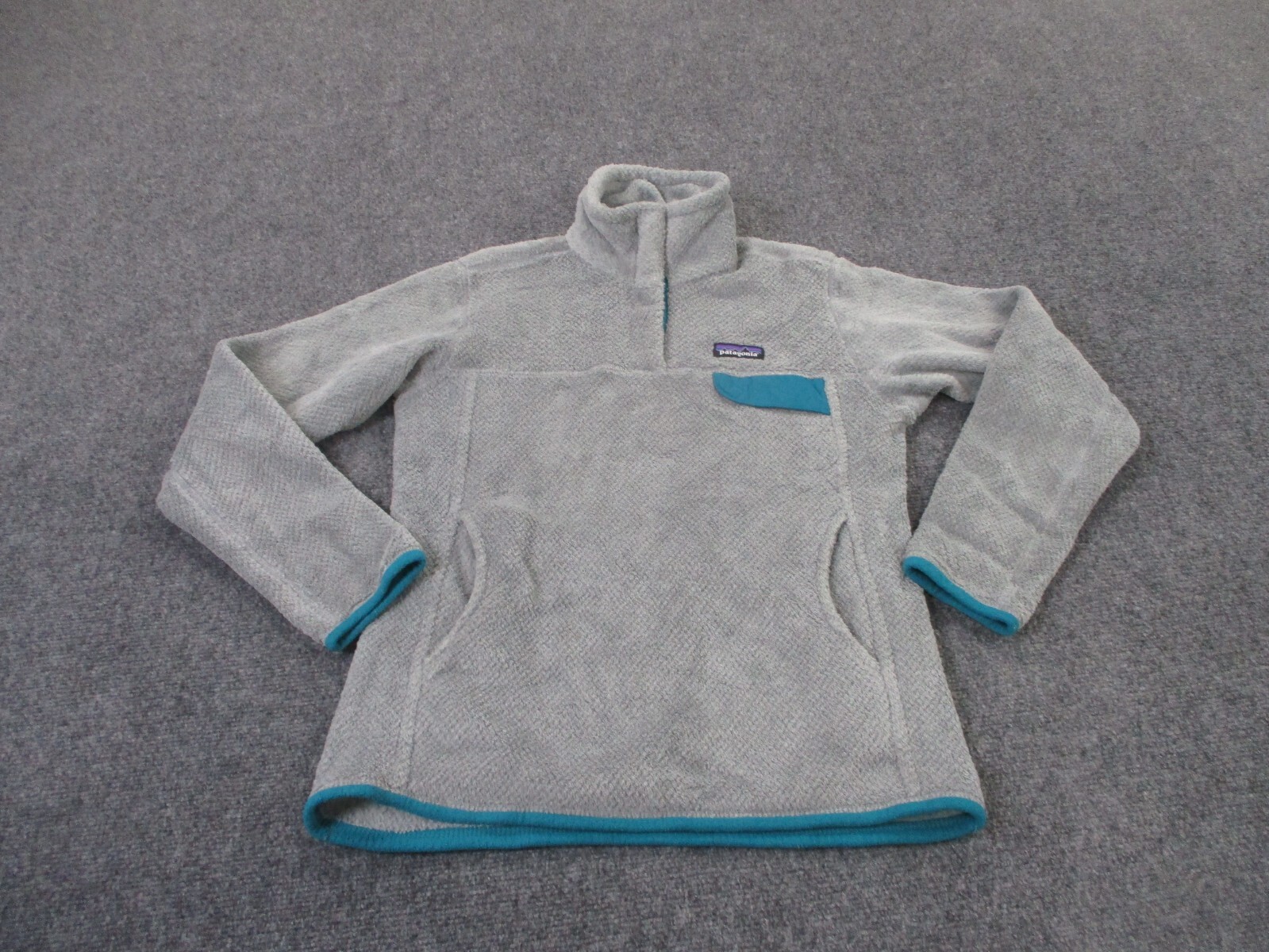 Patagonia Jacket Womens M Gray Snap T Fleece Fuzzy Sweater Outdoors Logo Camping