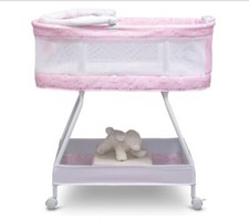 Delta Children Princess Sweet Dreams Bassinet for Babies BRAND NEW