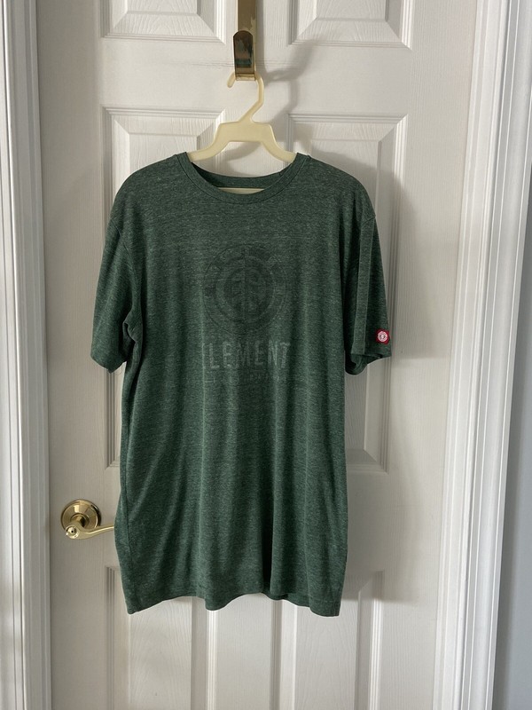 WOMEN'S ELEMENTS GREEN SHORT SLEEVE POLYESTER BLEND T-SHIRT -- SIZE : LARGE