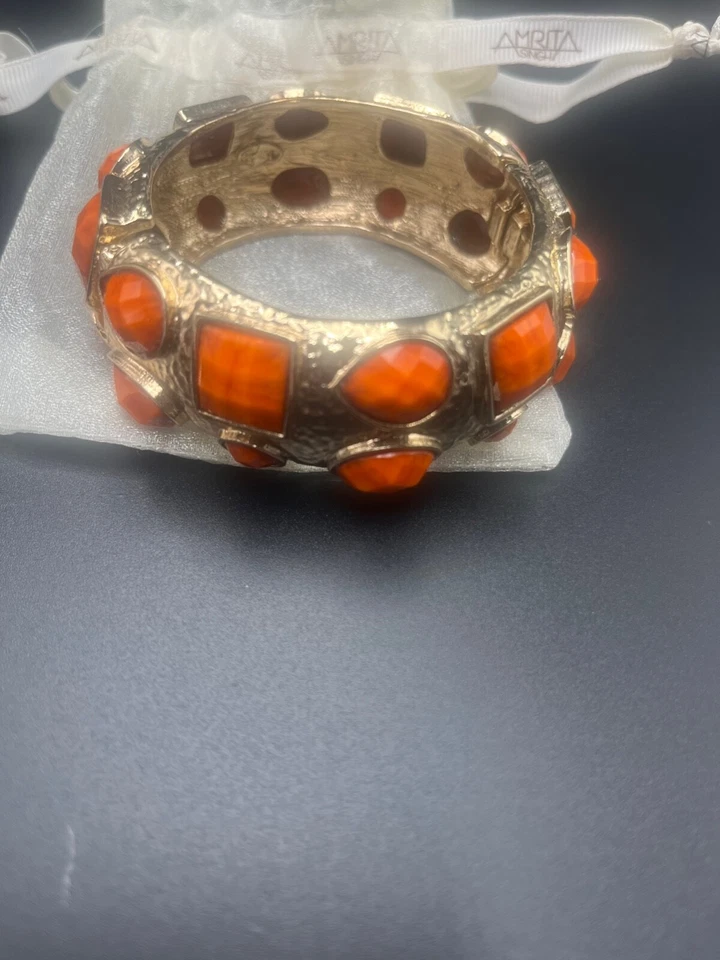 Brazalete con bisagras coral/naranja Amrita Singh nuevo sin etiquetas Foto 3 de 4