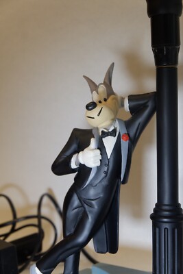 Tex Avery, Démons et Merveilles, Magnet en métal, Le loup, roulette