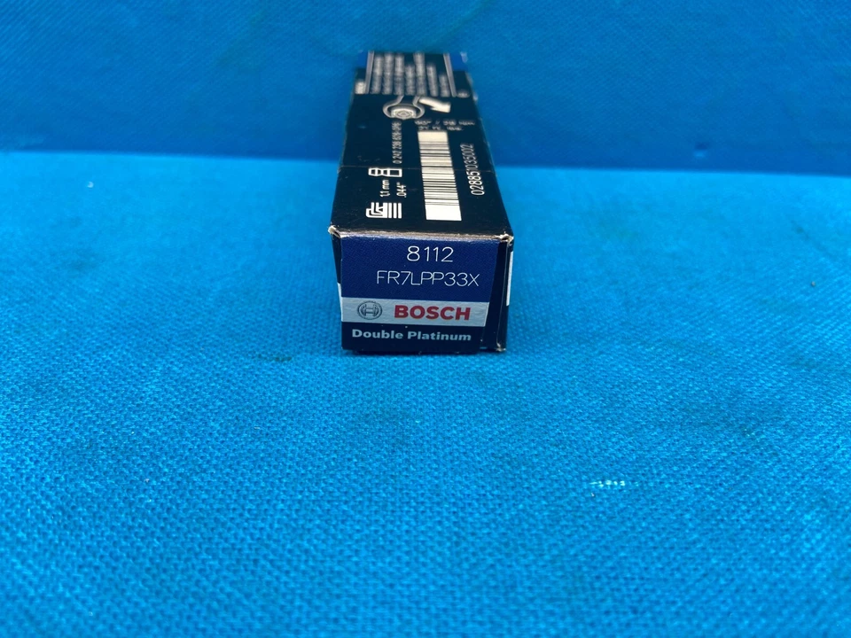 Lot of 8x Bosch 8112 Replacement Spark Plugs For 2005-2008 Honda Pilot V6-3 - Image 2 of 4