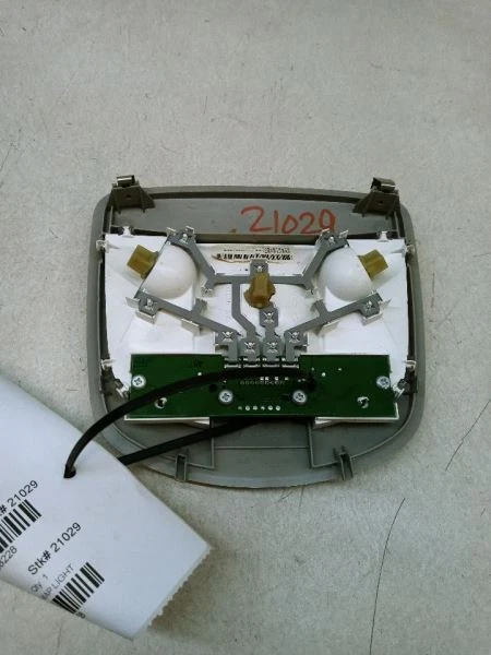 Mercedes Benz R500 2006 sedán mapa superior luz cúpula consola ligera fabricante de equipos originales usado Foto 2 de 4