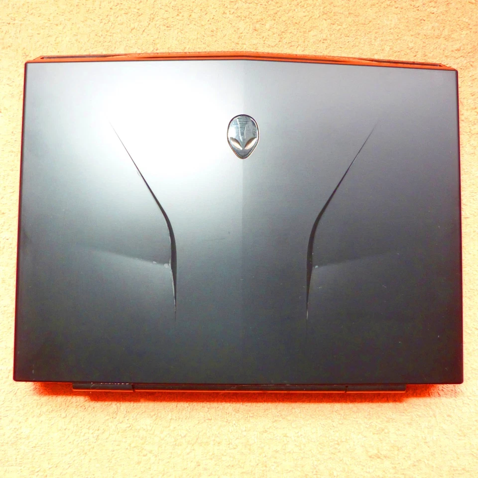 Alienware M11x R2 11 Zoll GeForce GT Gaming SUB Netbook l SSD Windows 11 l HDMI - Bild 2 von 4