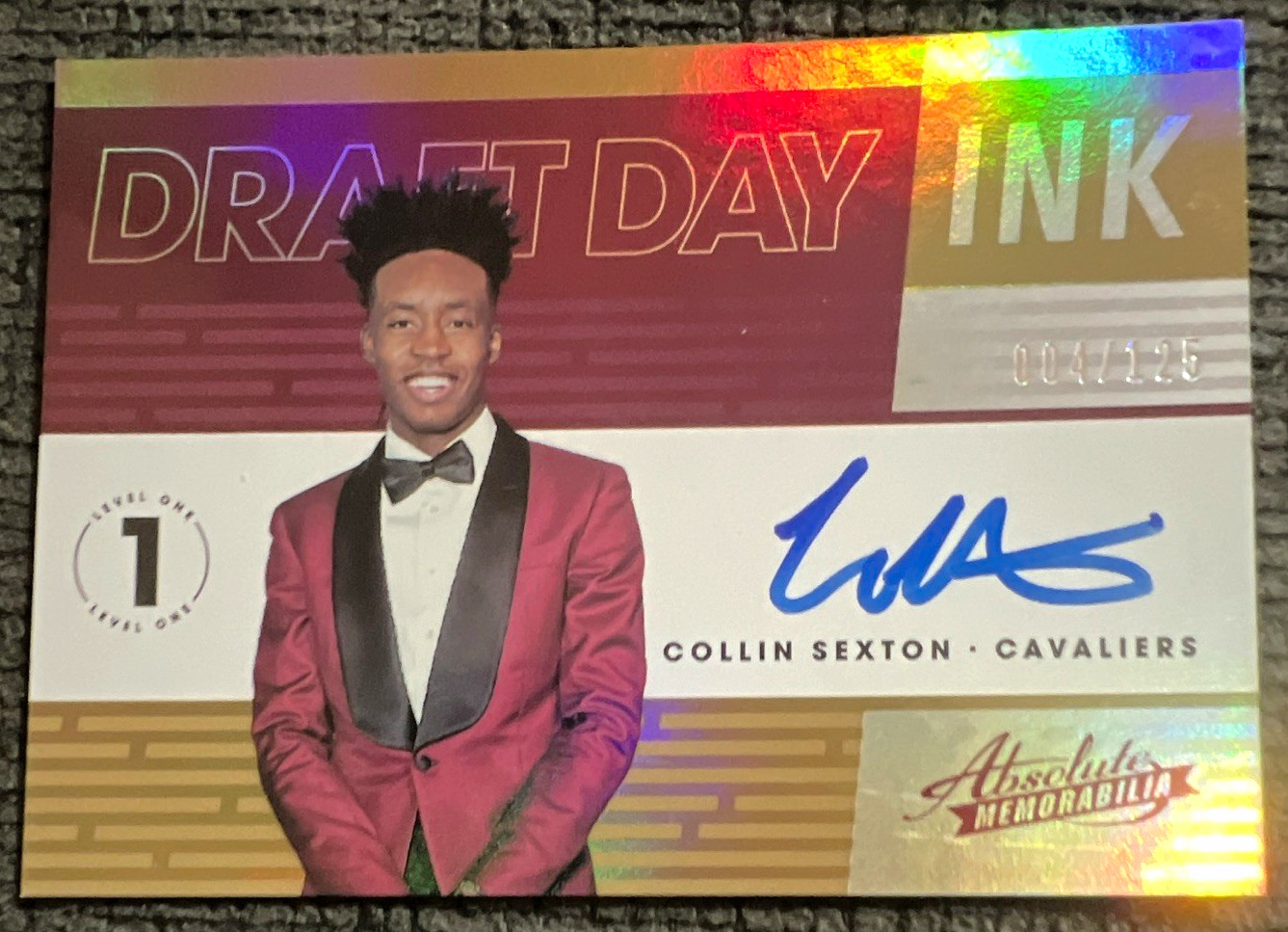 Panini 2018-19 Absolute Memorabilia Collin Sexton Draft Day Ink Auto /125 RC