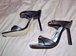 black square mules
