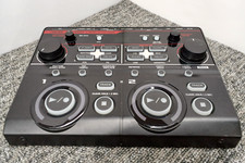 BOSS RC-202 Loop Station table top Multi-Effe...