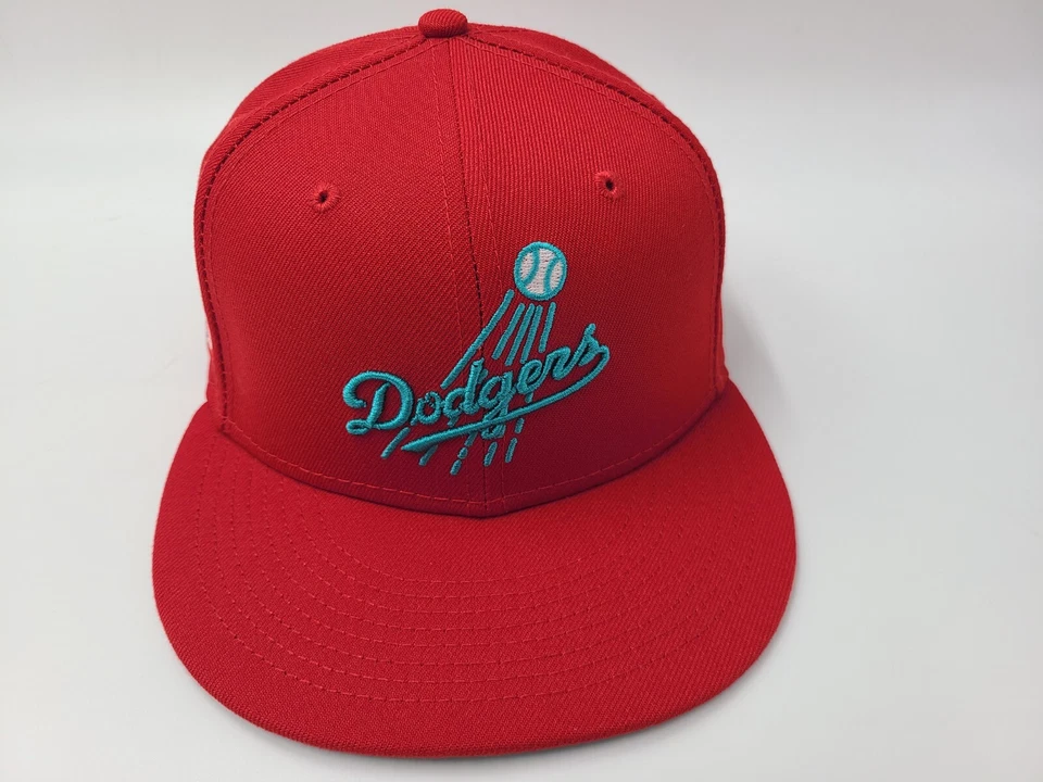 Parche del 60 aniversario de los Dodgers de Los Ángeles New Era 59Fifty gorra ajustada 7 3/8 Foto 2 de 4