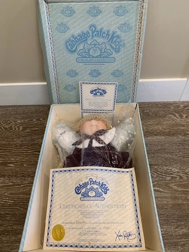 1985 Vintage DELLA FRANCES Porcelain Cabbage Patch Kids Doll  #4885 Mint