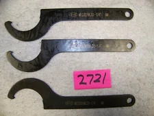 HOOK SPANNER WRENCH SYIC MLD32/MLD1-1/4" STAMPED LOT OF 3 EA (ITEM #2721)